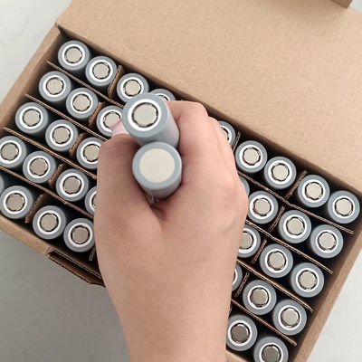 -40 ° Cylinder lithium ion pin UN38.3 nhiệt độ thấp pin sạc