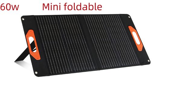 Phân tích pin mặt trời 60W để sạc nhanh 17.5V / 3.4A DC Output Thiết kế gấp