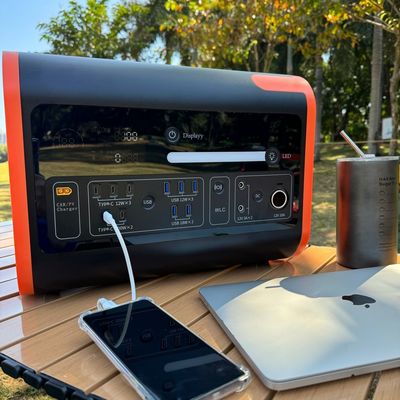 AT22 LiFePO4 siêu sạc nhanh AC/DC Máy phát năng lượng mặt trời 2200W cho nhà máy điện di động