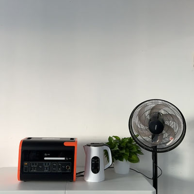 Trạm điện di động gấp 2000W Cung cấp năng lượng mặt trời với sạc không dây 15W