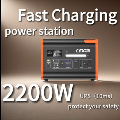 4400W Điện lực đỉnh Nhà máy điện mặt trời di động với bảo vệ BMS và sóng sinus tinh khiết
