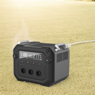 Bảo vệ đa năng 2500W 110V 120V Máy phát năng lượng mặt trời để sạc điện thoại di động công suất cao