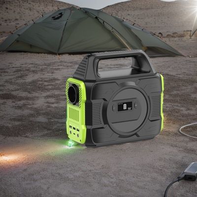 Trạm điện ngoài trời di động với màn hình tinh thể lỏng và đầu ra công suất cao 2200W