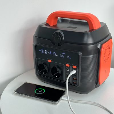 Máy phát điện năng lượng mặt trời di động 600W / 300W / 2200W cho nhà cắm trại khẩn cấp và RV