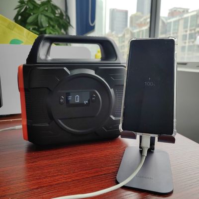 Máy phát năng lượng mặt trời di động có pin Li-ion 300W có thể tùy chỉnh với công nghệ MPPT
