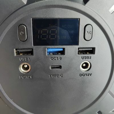 Máy phát điện năng lượng mặt trời di động 200W với USB1/USB2 xuất khẩu và 173wh công suất danh nghĩa