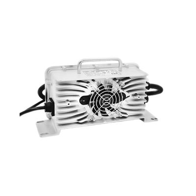 Xe điện năng lượng mới 72V18A Bộ sạc pin lithium Sạc nhanh công suất cao Kiểm soát nước