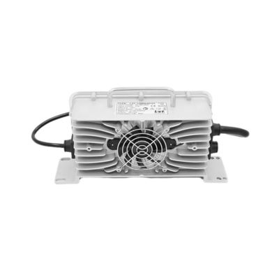 Xe điện năng lượng mới 72V18A Bộ sạc pin lithium Sạc nhanh công suất cao Kiểm soát nước