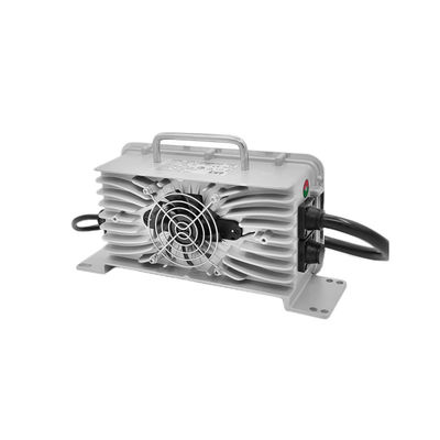 Xe điện năng lượng mới 72V18A Bộ sạc pin lithium Sạc nhanh công suất cao Kiểm soát nước