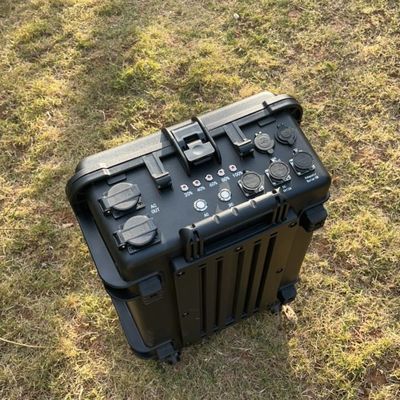 Chế độ vận chuyển Cây kéo di động với xe đạp 3000W LiFePO4 pin BMS Nhà máy điện mặt trời
