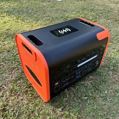 Máy phát điện di động 1500W Nhà máy điện mặt trời sạc nhanh nguồn điện không bị gián đoạn