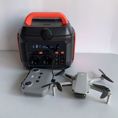 Trạm điện di động 600W 150W 200W 300W Máy phát pin mặt trời cho cắm trại và nhà