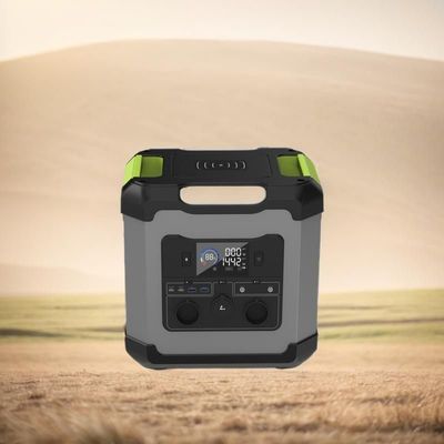 2000W AC Output Đường điện di động 1680wh Lithium Battery Solar Generator cho ngoài trời