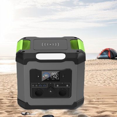 Trạm điện mặt trời khẩn cấp di động 1500W với điện áp đầu ra AC 110/230V-50Hz/60Hz