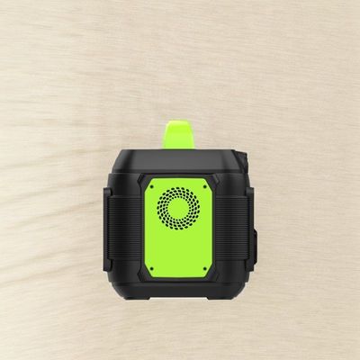 Trạm điện mặt trời di động 600W được cung cấp bởi pin lithium ion và công nghệ MPPT