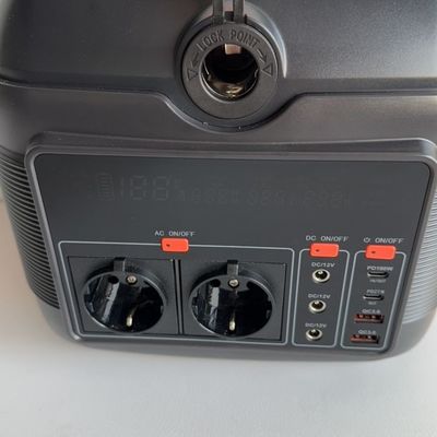 American Standard AC Socket Portable Mobile Power 600W cho cắm trại ngoài trời