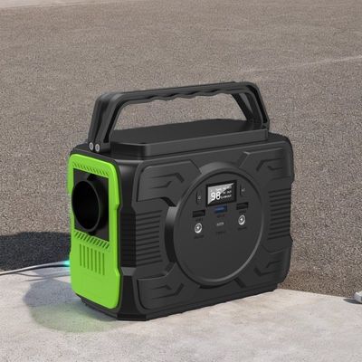 Bộ sạc máy phát điện mặt trời di động với công suất đầu ra 200W AC và đầu vào / đầu ra loại C 9V / 3A