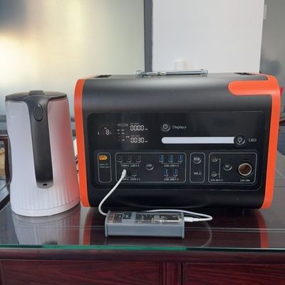 Máy phát điện năng lượng mặt trời di động 100V-120V/AC 220V-240V 2200W cho các hoạt động ngoài trời vào năm 2024