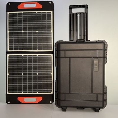 Nhà máy điện mặt trời di động 6000W Điện năng cao nhất 2200W 3000W USB / Type-C 18W Max với 1