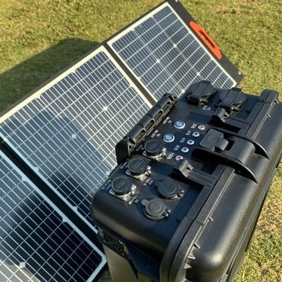 Nhà máy phát điện năng lượng mặt trời di động với dòng điện đầu ra AC 15A Max 4000 Watt
