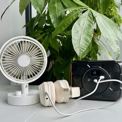 Thị trường Bắc Mỹ Trại nhà máy điện Dynamo với pin lithium và tấm pin mặt trời