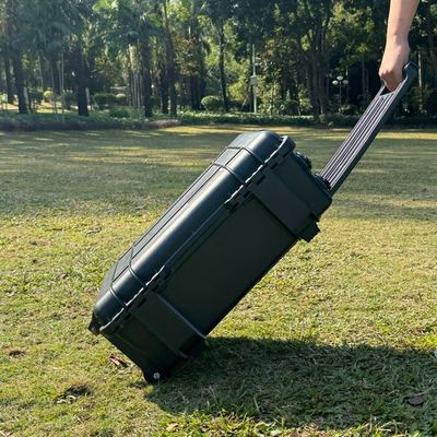 Nhà cửa ngoài trời Nhà máy năng lượng mặt trời máy bay không người lái 3000W với chức năng bảo vệ nhiều