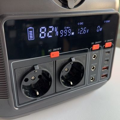 Nhu cầu năng lượng khẩn cấp Trung tâm điện gia đình với pin lithium 600W và đèn LED 11W