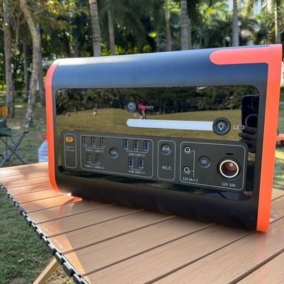 2200W 2048wh Trạm điện di động để sạc tấm pin mặt trời ngoài trời trong trường hợp khẩn cấp