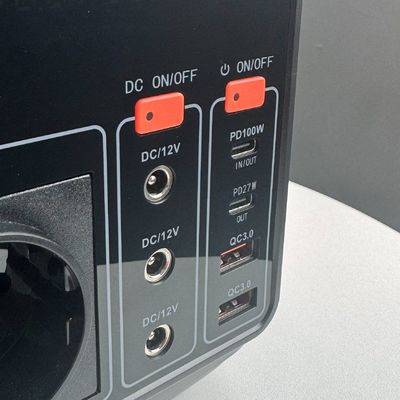 Nhà máy điện cầm tay ngoài trời nóng 600W với pin Lithium Iron Phosphate