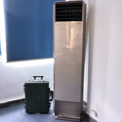 Kho báu sạc năng lượng mặt trời 6000W di động với điện áp danh nghĩa 50,4V và bộ điều khiển MPPT