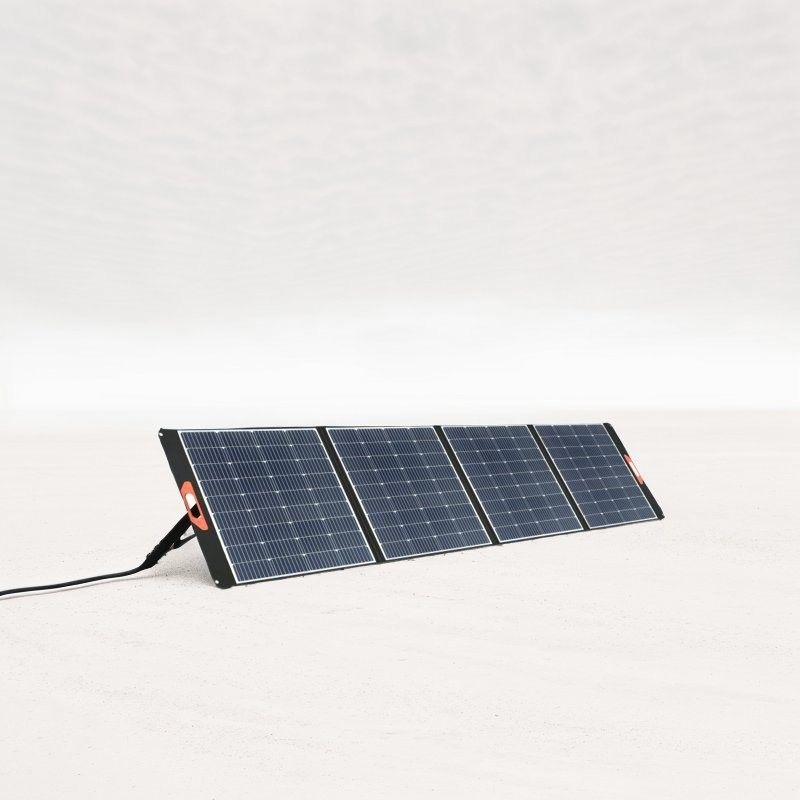 Máy phát điện mặt trời gấp với tấm Silicon đơn tinh 56 * 63.2 * 4.5cm nguồn cung cấp điện