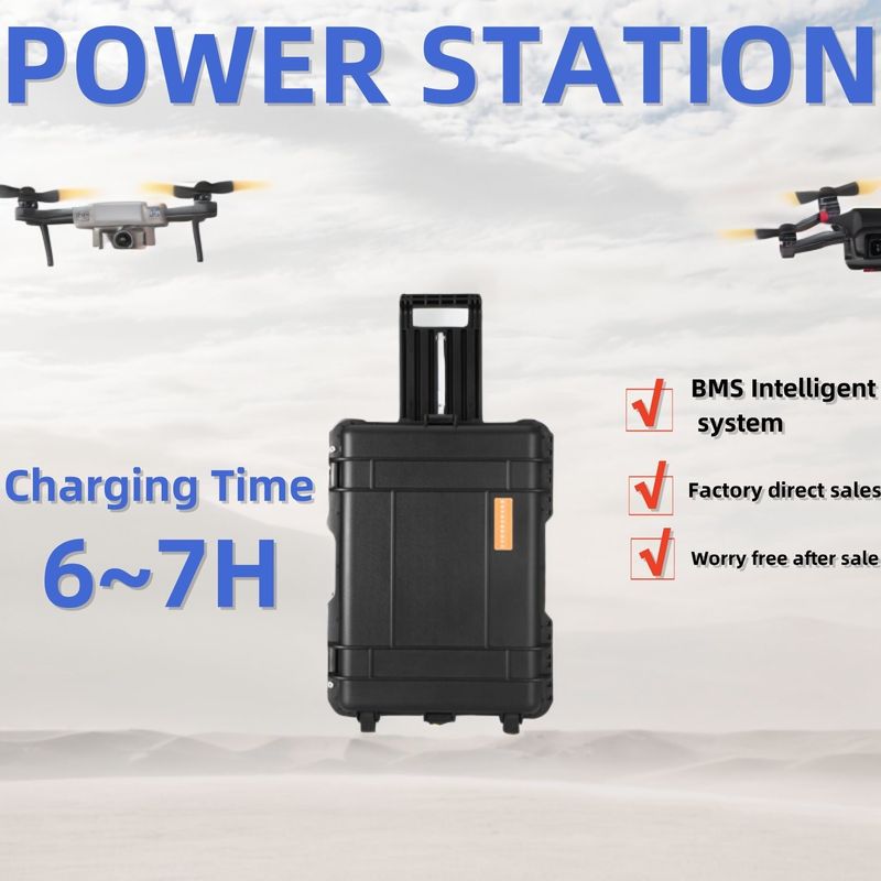 ST-70 Trạm điện di động 110V / 220V 7000W Máy phát năng lượng mặt trời cho trường hợp khẩn cấp ô tô