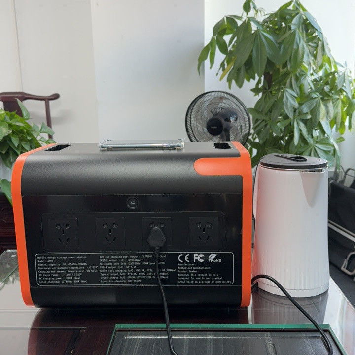 Động cơ phát điện năng lượng mặt trời 100W Type-C 2200W cho cắm trại ngoài trời và điện khẩn cấp