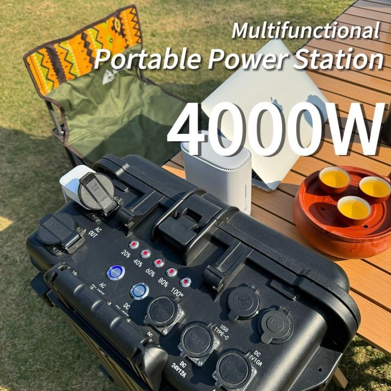 4000W Cửa hàng sạc năng lượng mặt trời cho cắm trại và nhà điện dự phòng AC Điện 15A Max