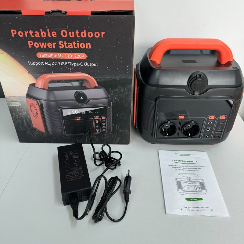 576wh Capacity Solar Energy Storage Generator cho gia đình cắm trại và RV điện di động