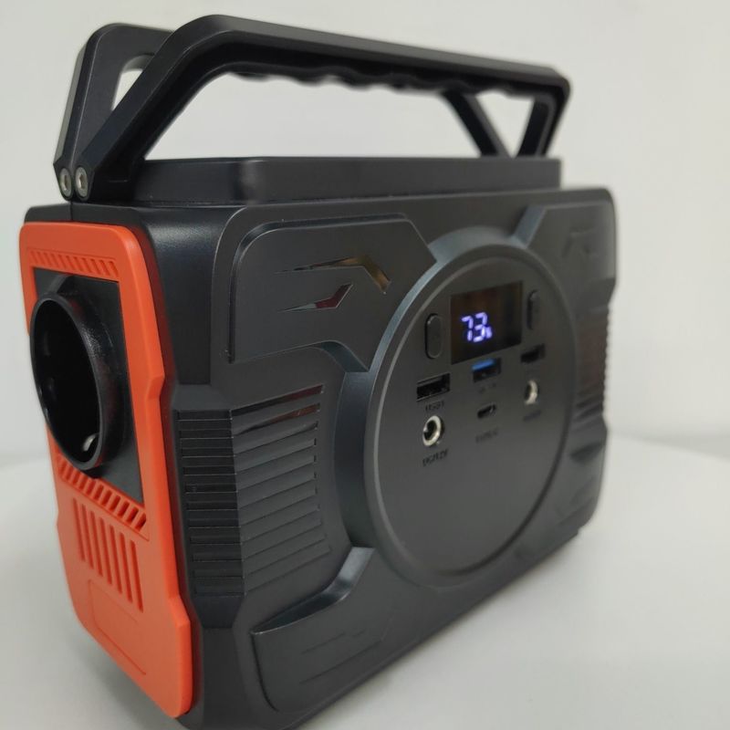 AC Output 200W Trạm điện di động Máy phát năng lượng mặt trời cho trạm sạc ngoài trời