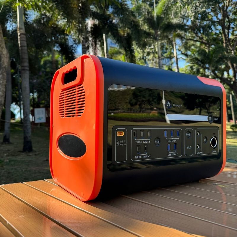 2000W 2200W Năng lượng mặt trời điện di động máy phát điện Điện lực di động cho công việc ngoài trời