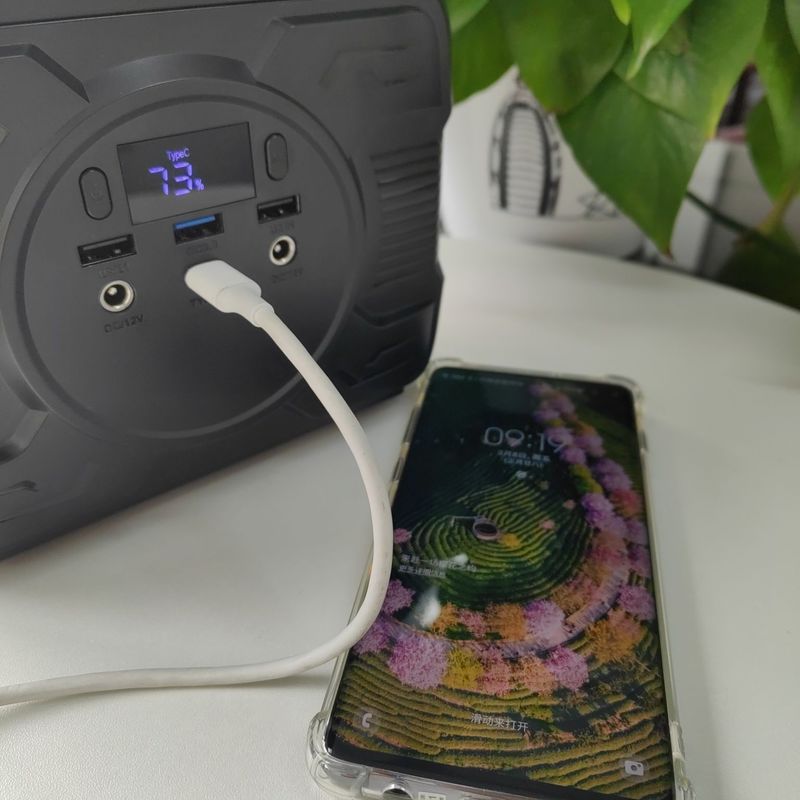 Máy phát điện năng lượng mặt trời di động 200W Lựa chọn tốt nhất cho cắm trại ngoài trời ở Nam Mỹ
