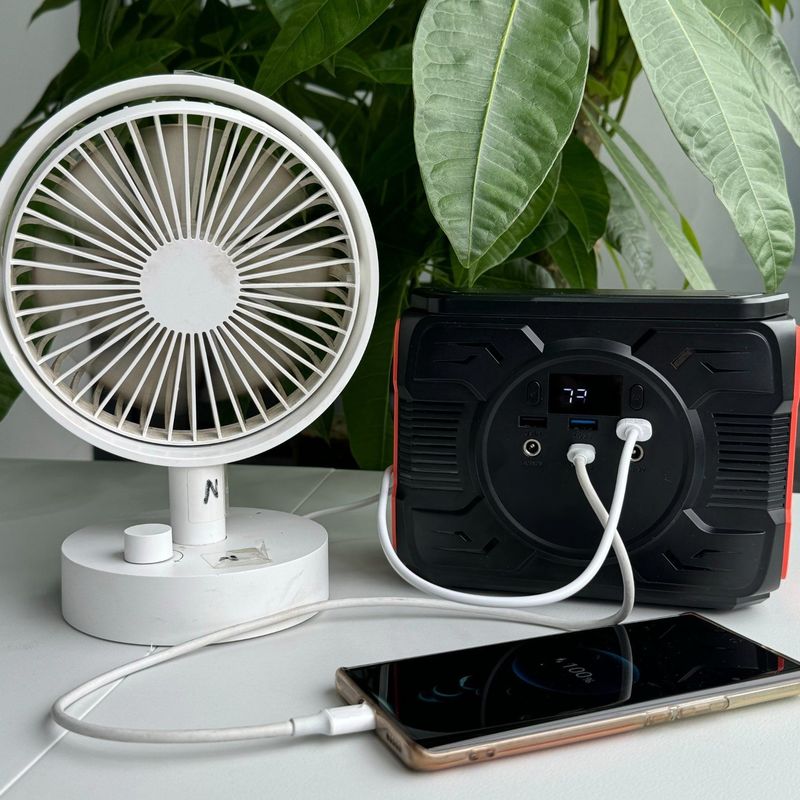 Máy phát điện năng lượng mặt trời đa chức năng 1,6kg cho sạc văn phòng và trạm điện di động