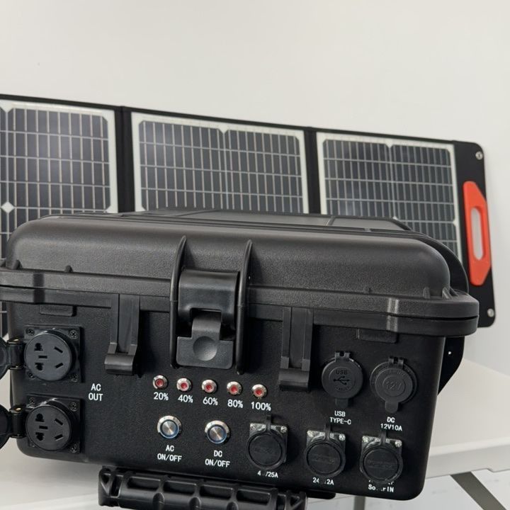 AC Pure Sine Wave Output 3000W Bộ sạc năng lượng mặt trời di động Trạm điện lithium cho ngoài trời