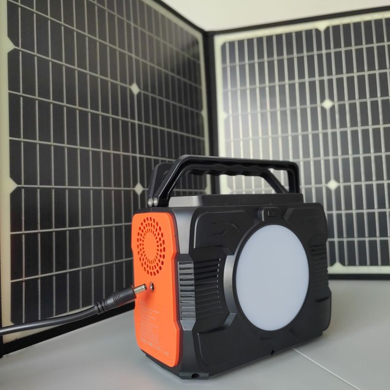 Máy phát điện di động di động nhỏ loại C đầu vào / đầu ra 12V / 3A 200W cho ngoài trời và trong nhà