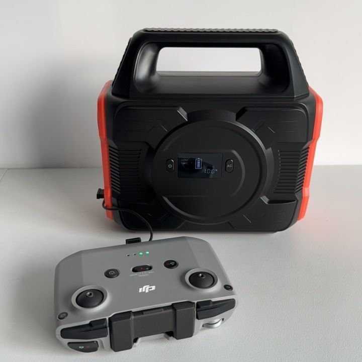 Cắm trại ngoài trời S3 Máy phát năng lượng mặt trời di động với trạm điện pin lithium 300W