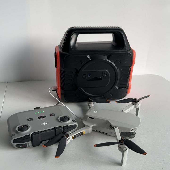288wh / 14.4V / 20ah / 80000mAh Capacity pin Động cơ năng lượng mặt trời di động cho cắm trại ngoài trời