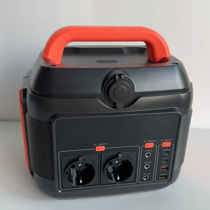 Nhu cầu năng lượng khẩn cấp Trung tâm điện gia đình với pin lithium 600W và đèn LED 11W