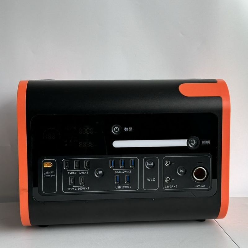 800W năng lượng mặt trời đầu vào Đường điện di động di động 200W Động thái chuyển đổi sóng sinus tinh khiết 2200W Tình trạng khẩn cấp ngoài trời