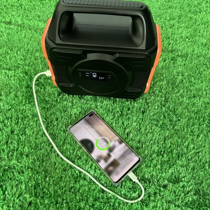 Nhà máy điện pin lithium 300W và máy phát điện năng lượng mặt trời ngoài trời tái chế cho ngoài trời