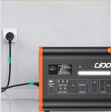 Máy phát điện di động 1000W Sạc năng lượng mặt trời ổ cắm đầu ra AC cho nhà máy điện ngoài trời 2200W